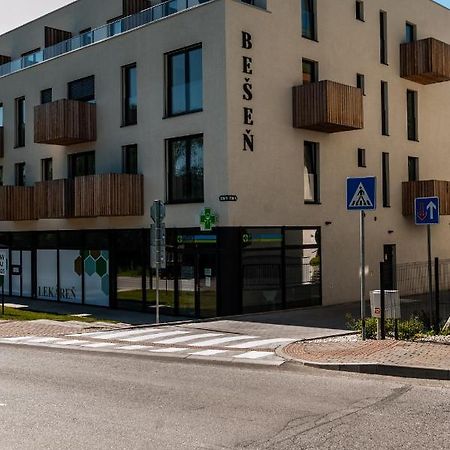 Apartmany Besen Bešeňová Dış mekan fotoğraf