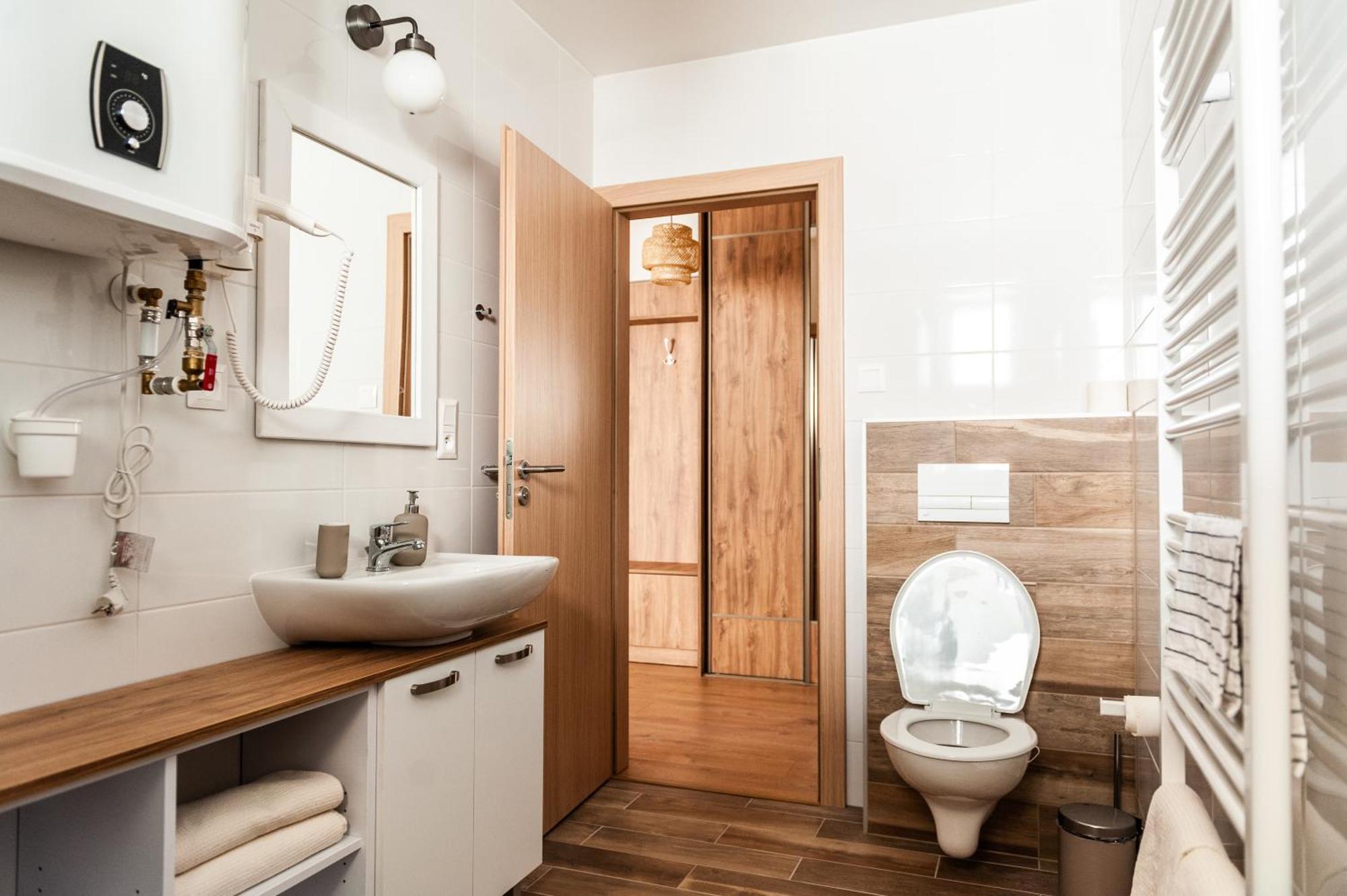 Apartmany Besen Bešeňová Dış mekan fotoğraf