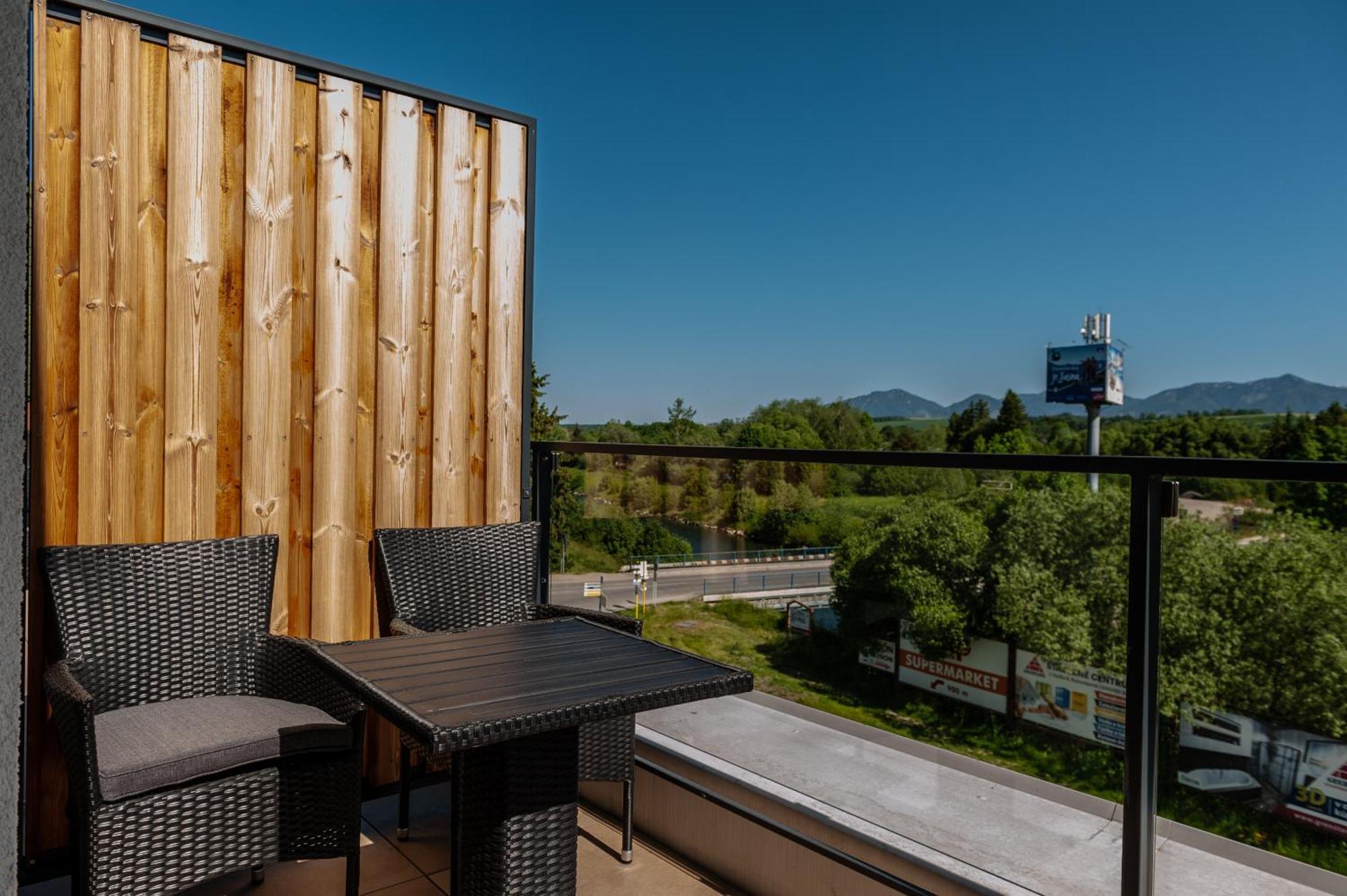 Apartmany Besen Bešeňová Dış mekan fotoğraf