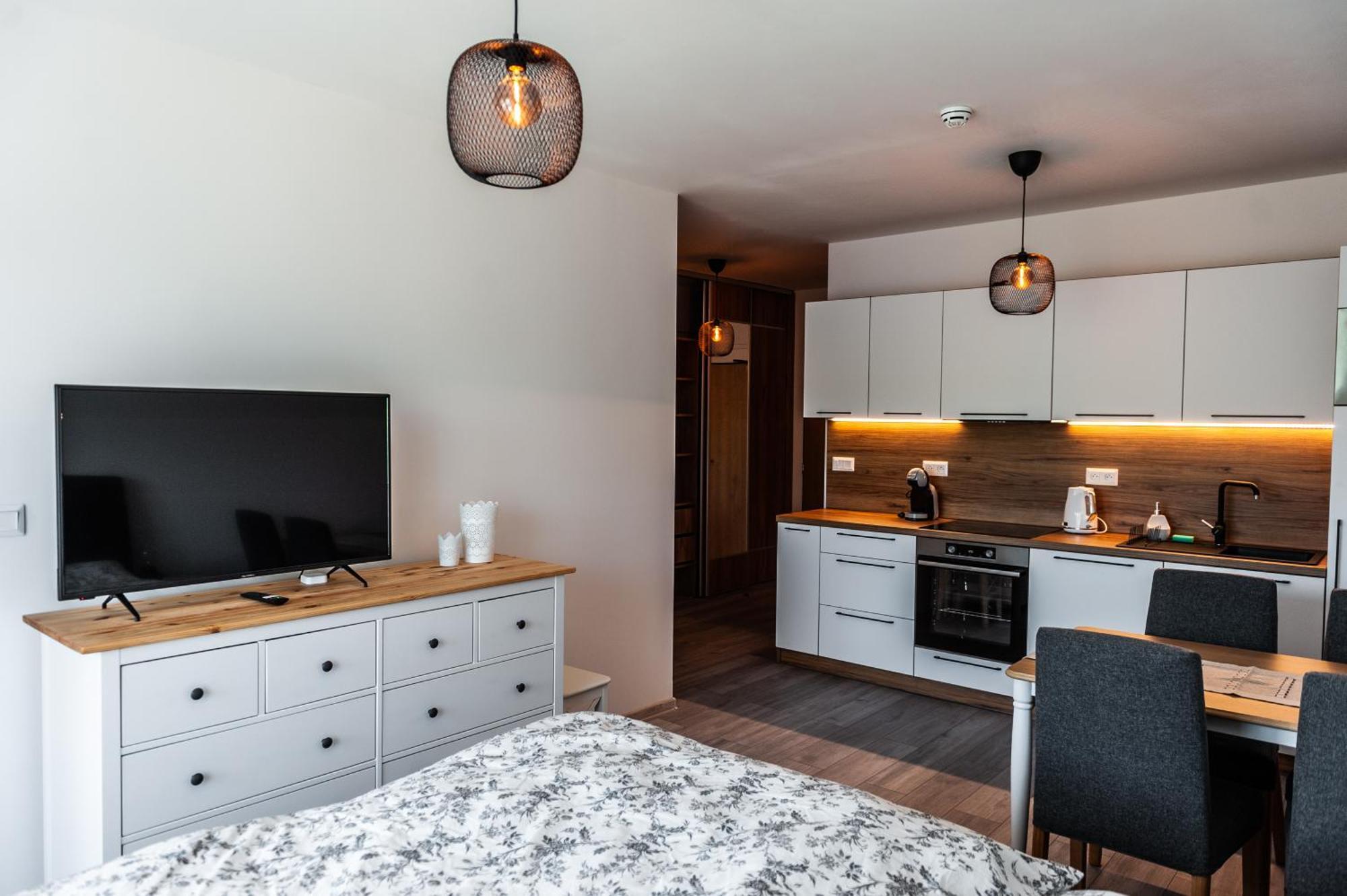 Apartmany Besen Bešeňová Dış mekan fotoğraf