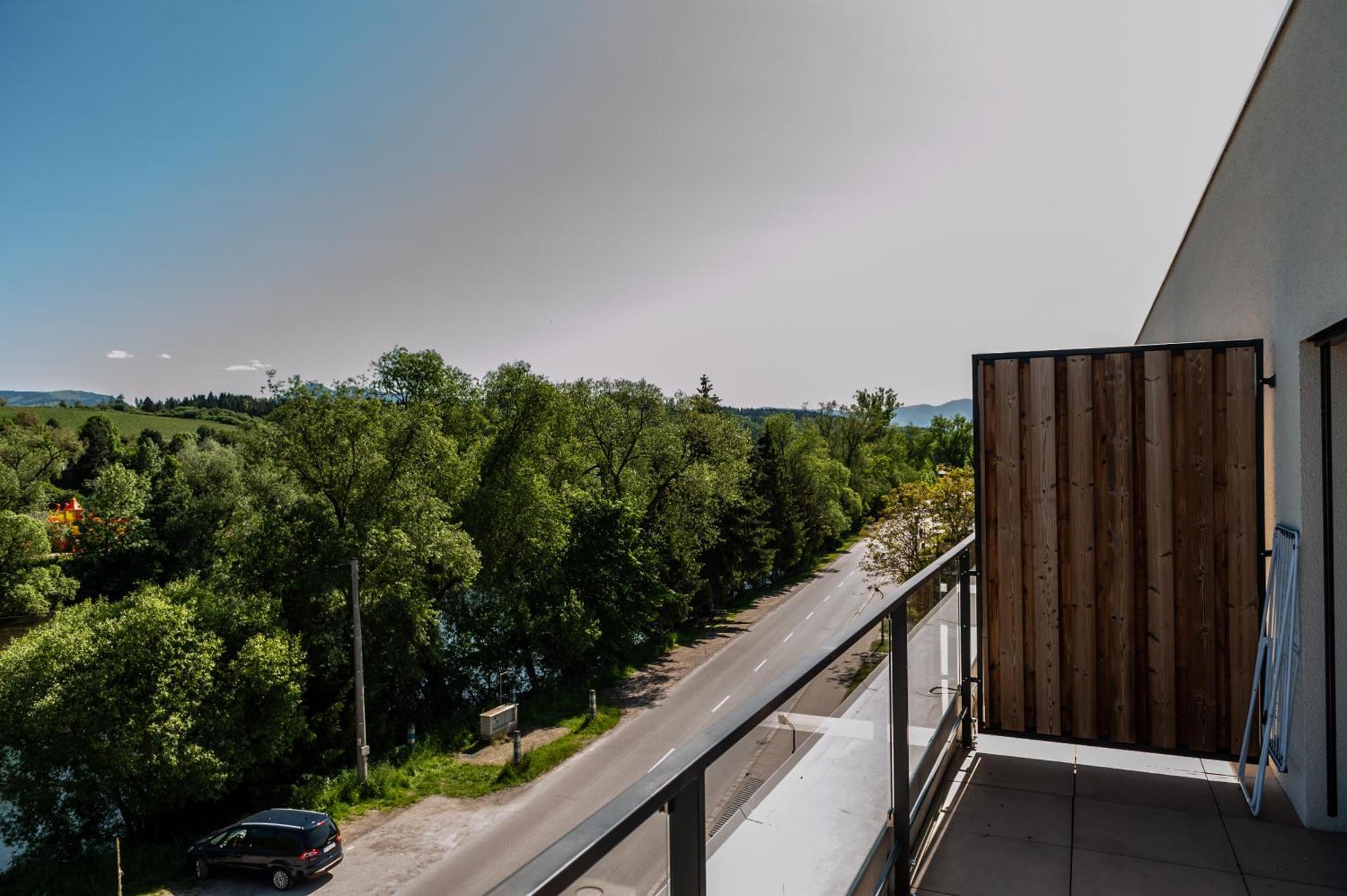 Apartmany Besen Bešeňová Dış mekan fotoğraf