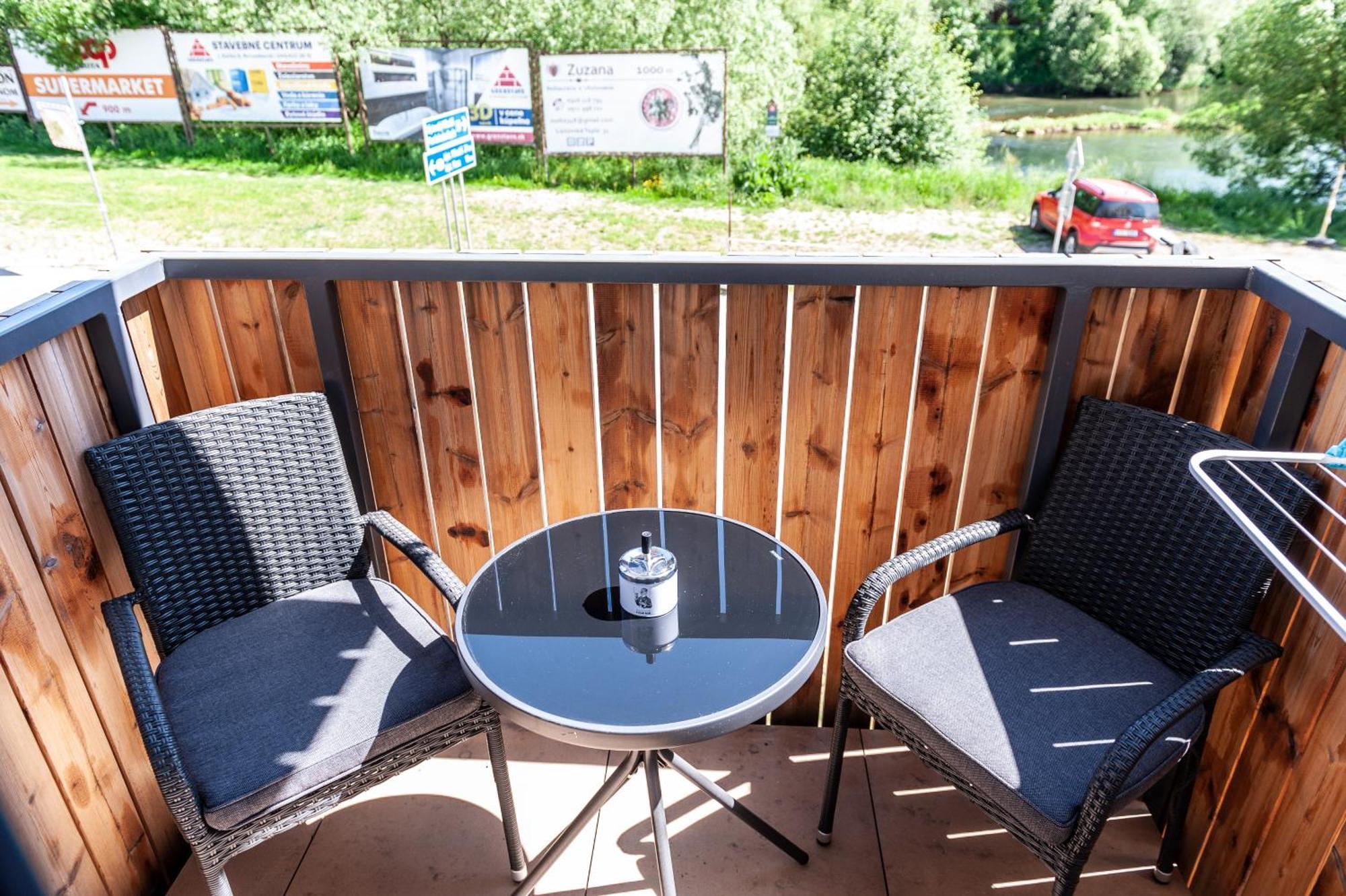 Apartmany Besen Bešeňová Dış mekan fotoğraf